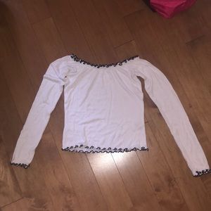 White crop top white cute black detailing